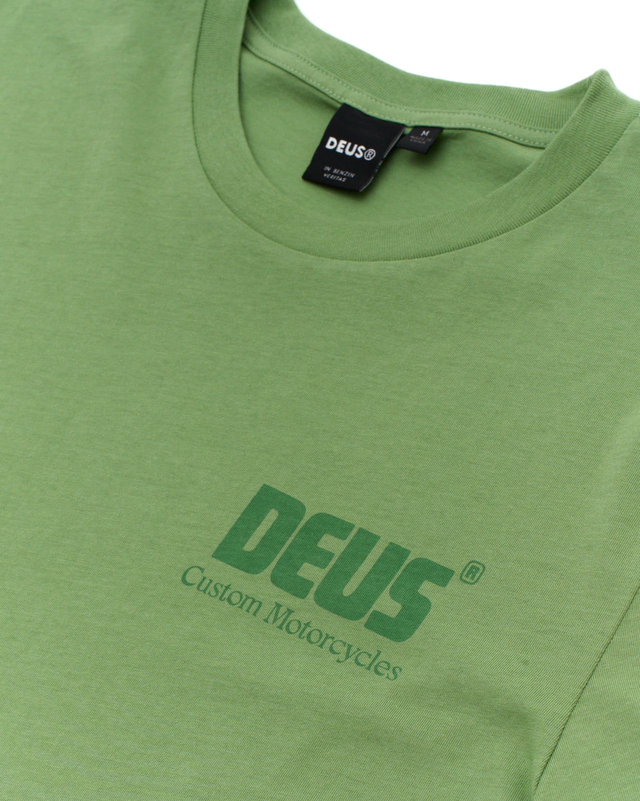 DEUS EX MACHINA OVERBITE TEE - DIRTY WHITE