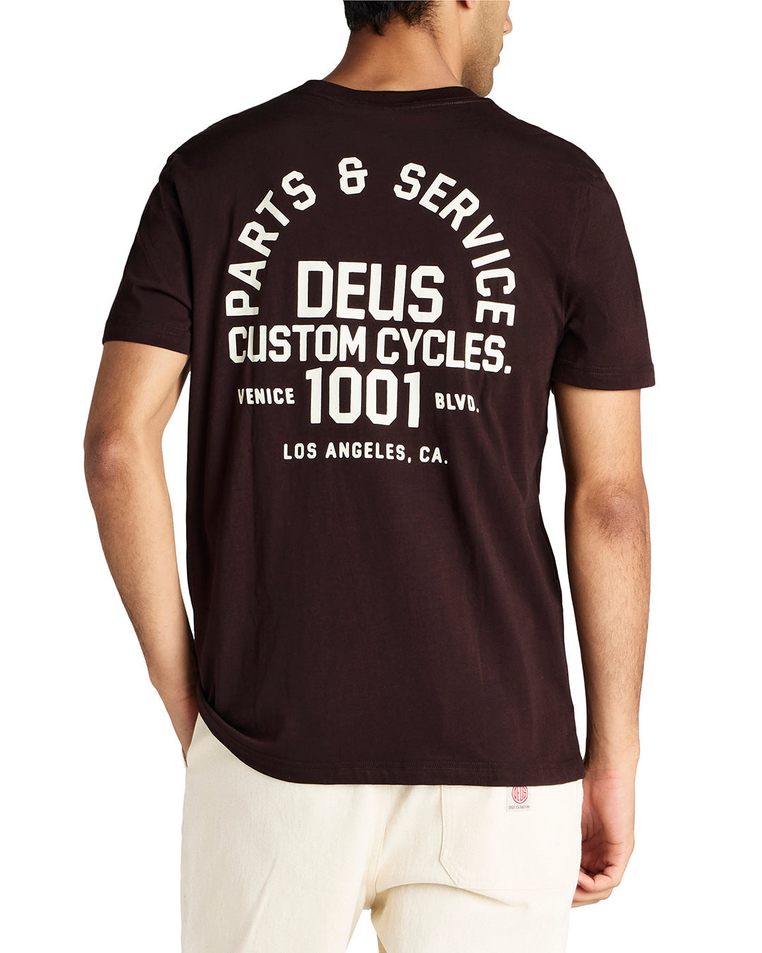 troop-tee-choc-plum|Model