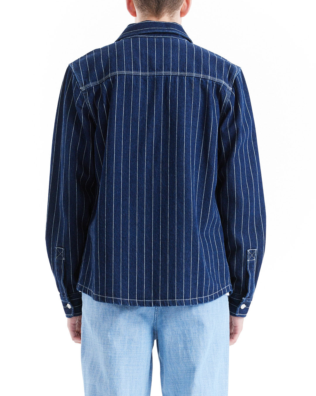 vacay-stripe-denim-shirt-indigo|Model