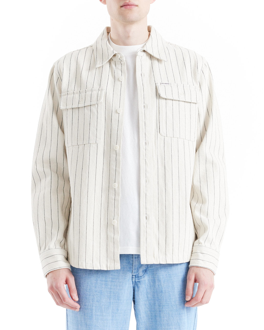 vacay-stripe-denim-shirt-natural|Model