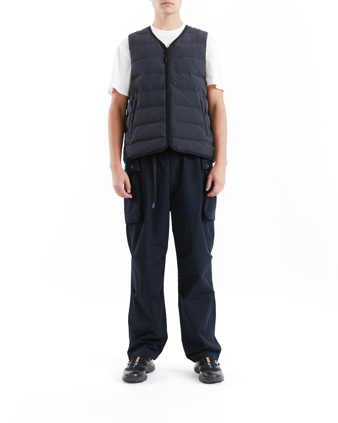 Peak Padded Vest - Black|Model