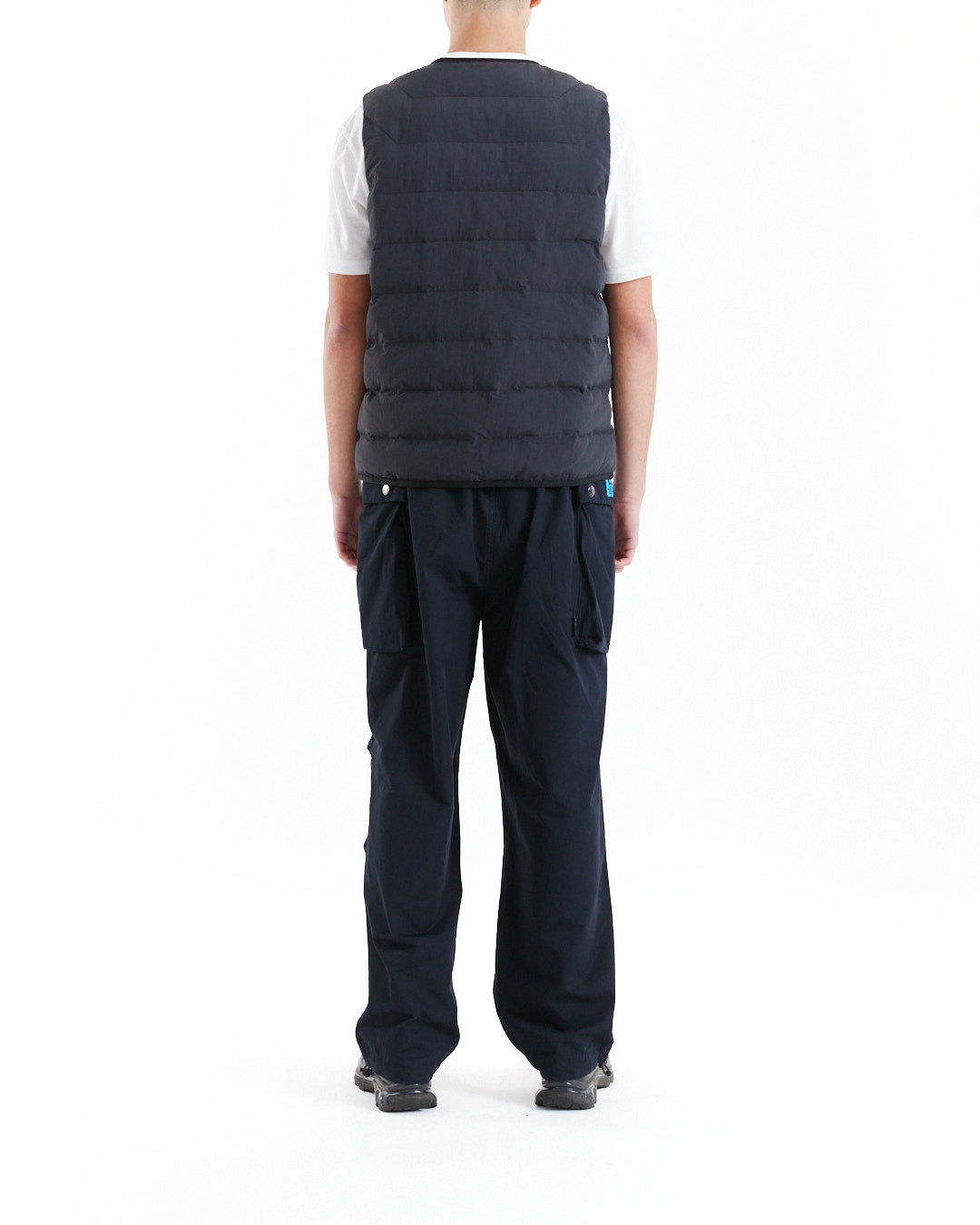 DEUS EX MACHINA PEAK PADDED VEST - BLACK