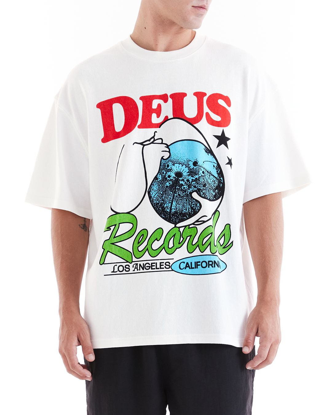 Intuition Tee - Vintage White|Model