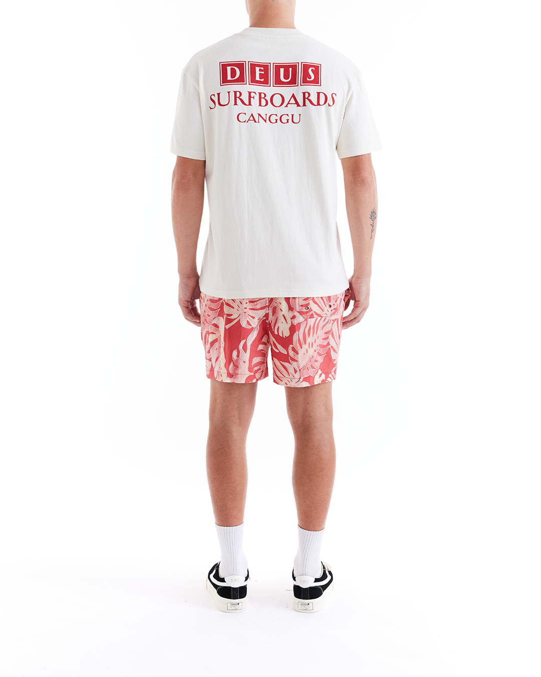 DEUS EX MACHINA ACE BEACH SHORT - RED