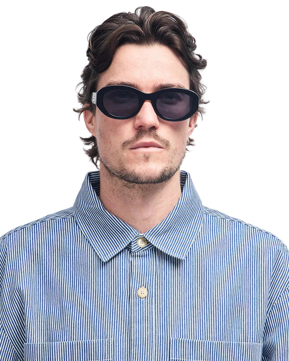 DEUS EX MACHINA FRIDAY - BLACK