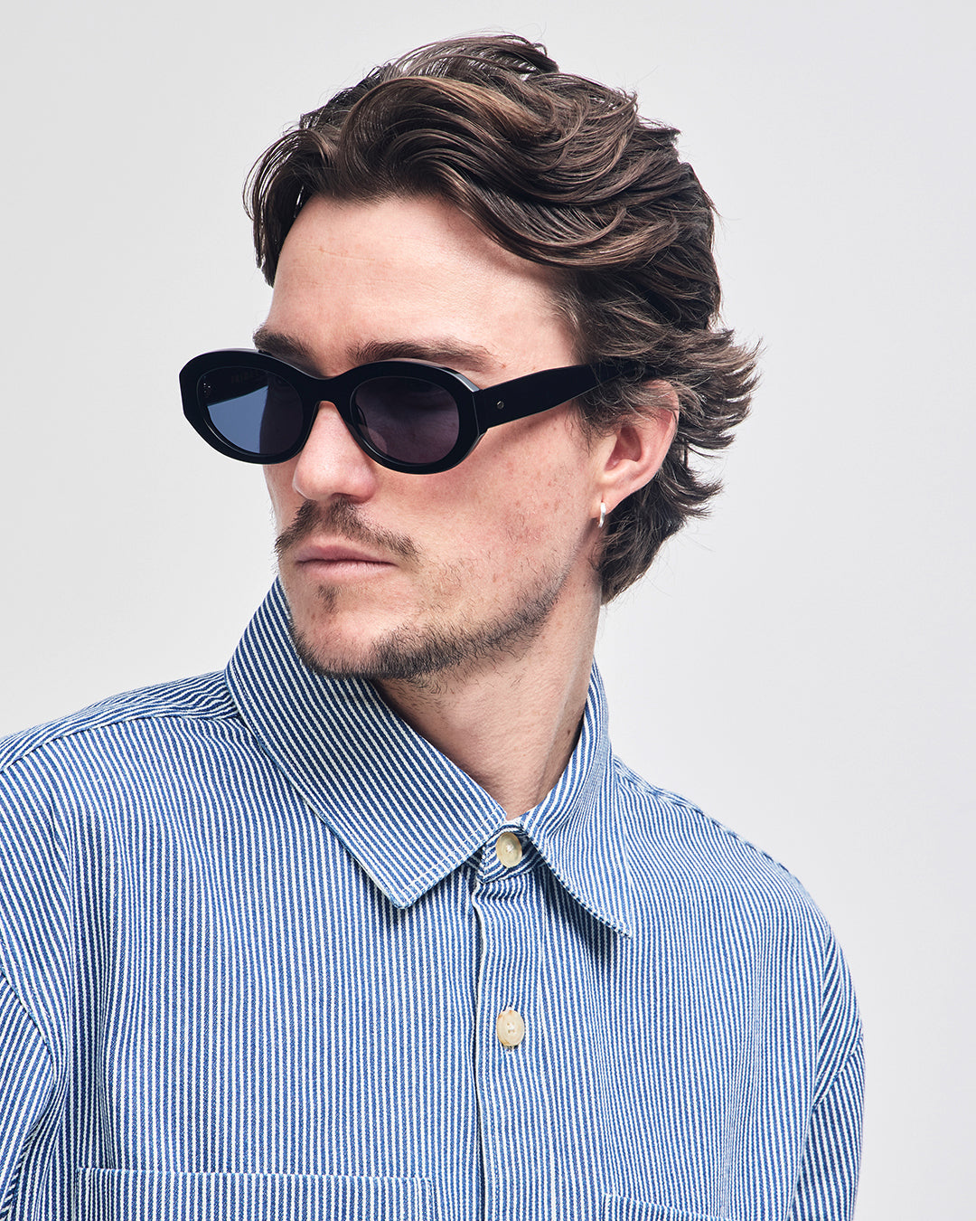 DEUS EX MACHINA Friday - Black