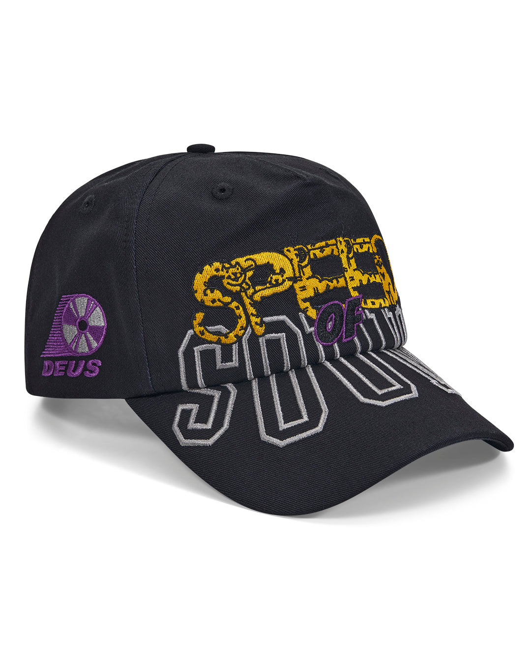 kit-n-kapow-trucker-black-beauty|Model