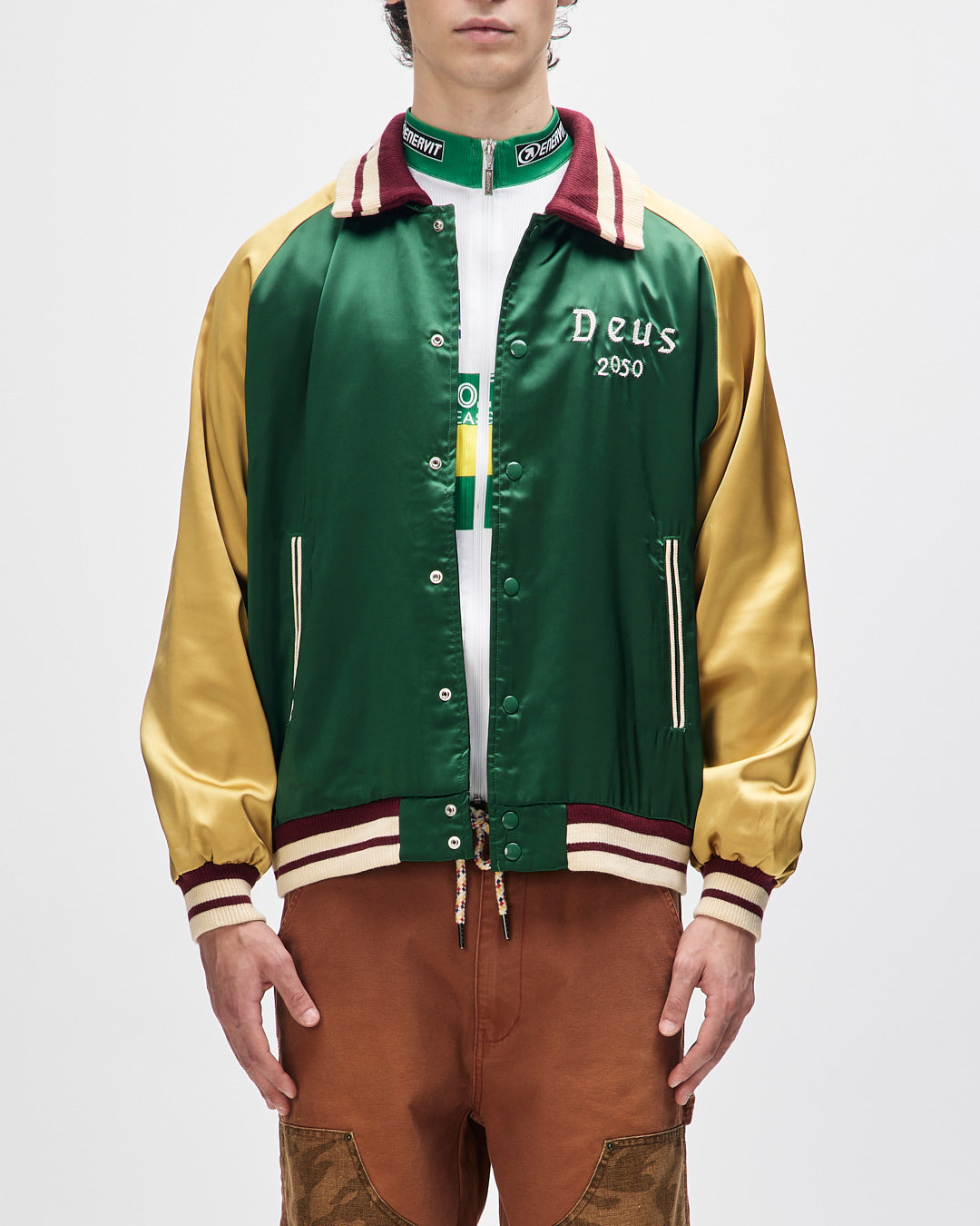 off-beat-jacket-trophy-green|Model