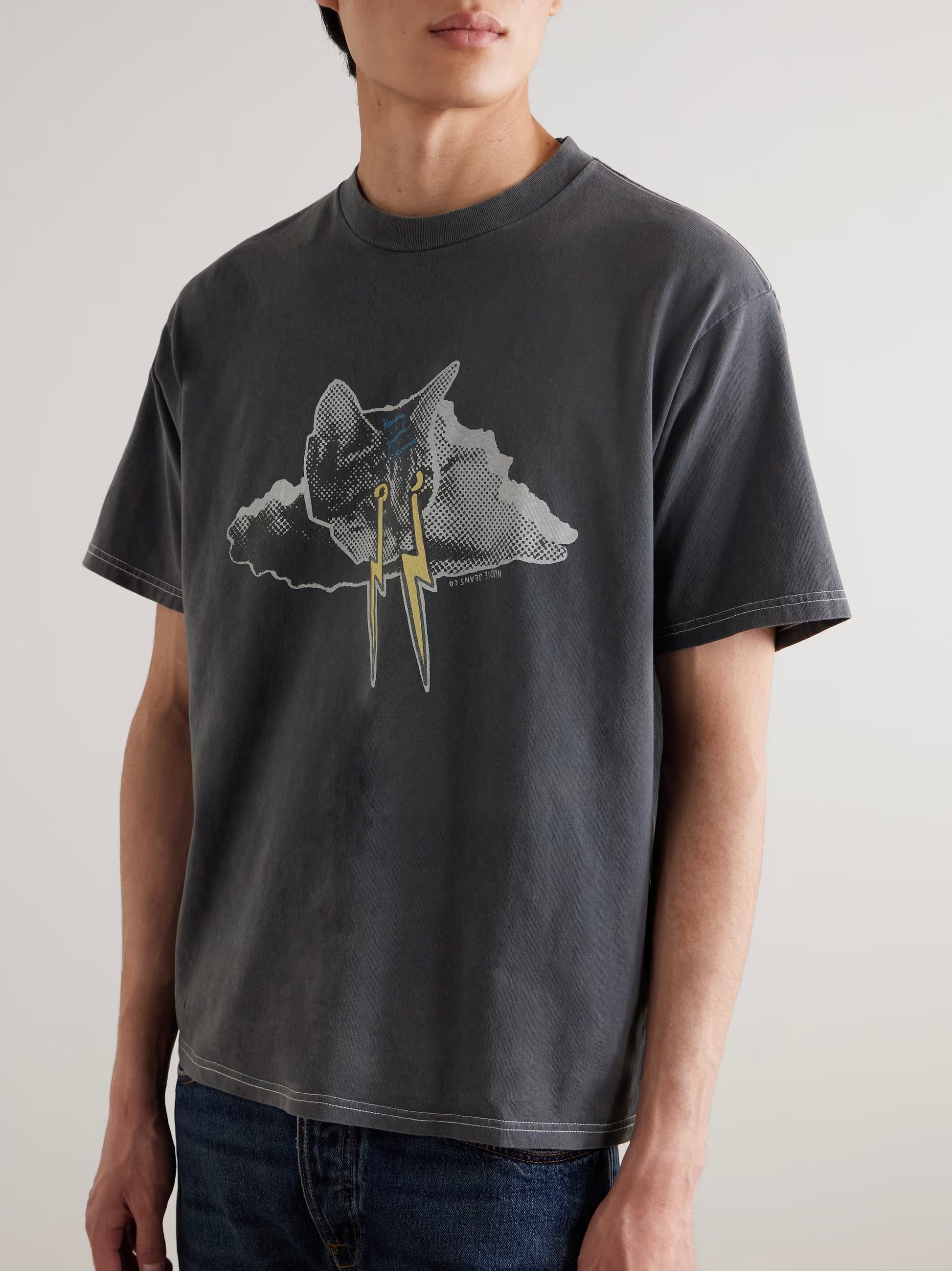 NUDIE JEANS KOFFE KARMA KAT T-SHIRT - ANTRACITE