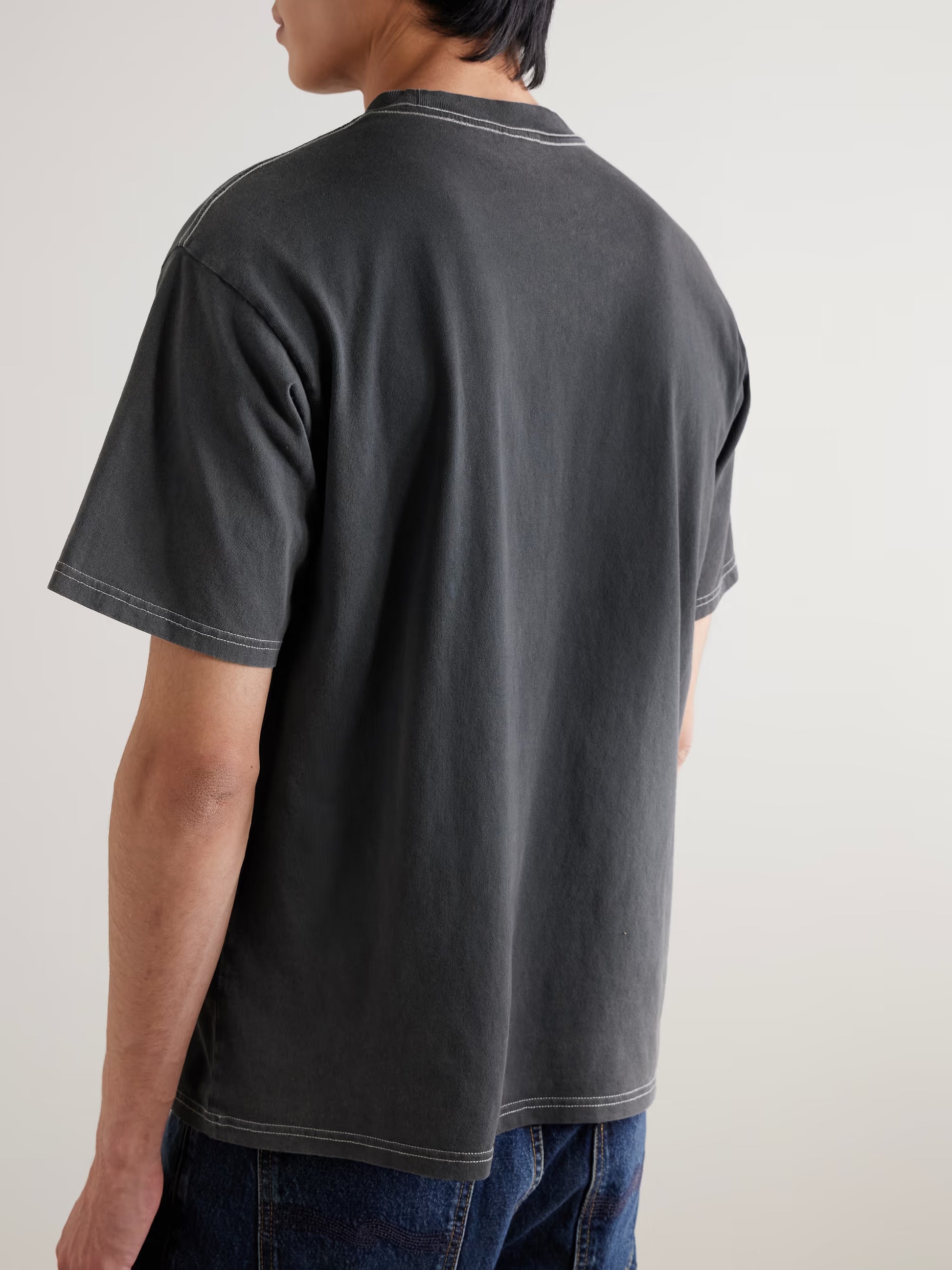 NUDIE JEANS KOFFE KARMA KAT T-SHIRT - ANTRACITE