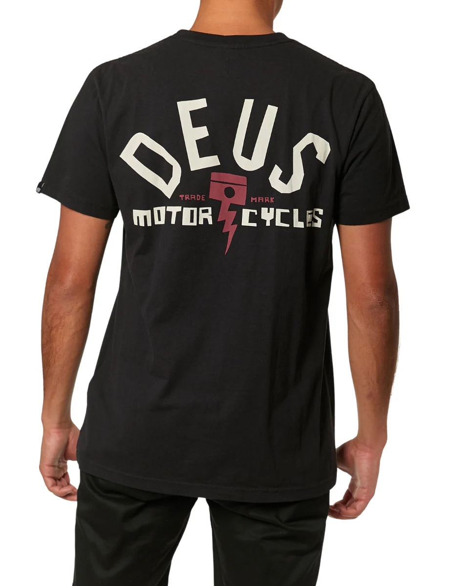 DEUS EX MACHINA PISSTIN TEE - BLACK