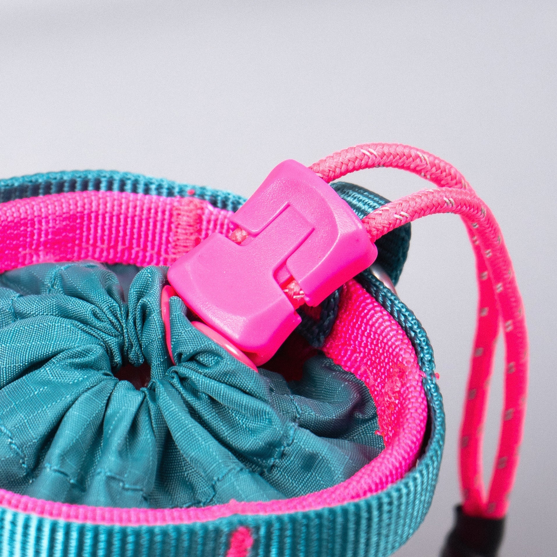 TOPOLOGIE MINI CHALK BAG