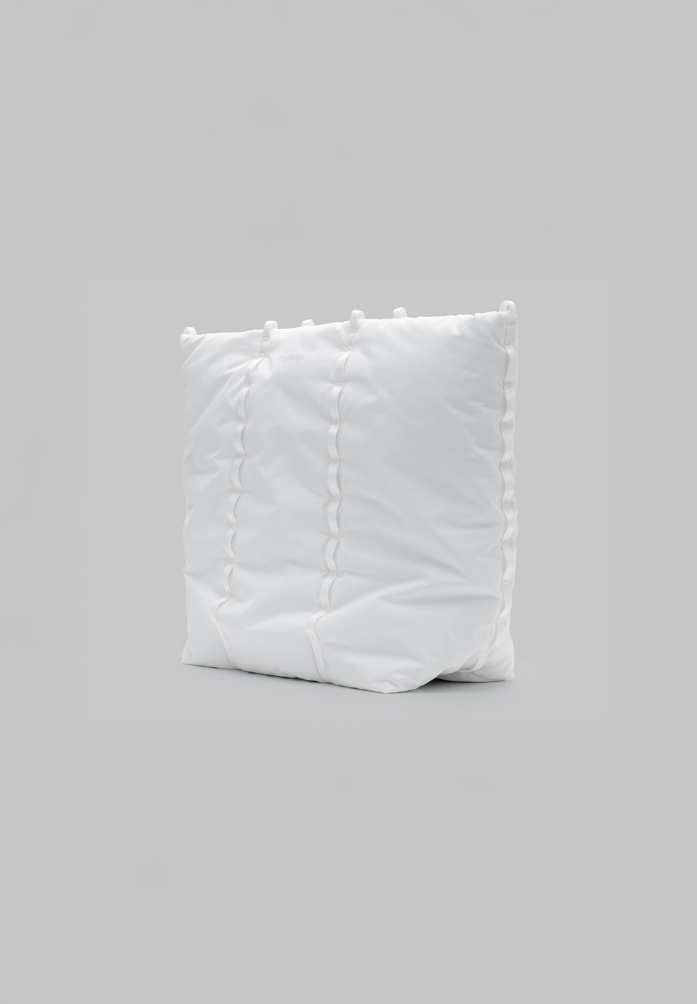 MARSHMALLOW (TECH SATEEN)